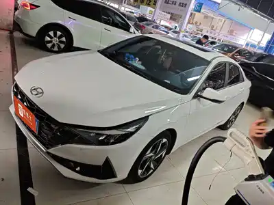 Hyundai Elantra 2021