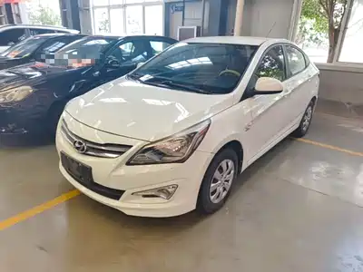 Hyundai Verna 2016