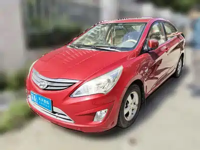 Hyundai Verna 2013