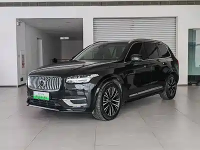 Volvo XC90 Plug-in Hybrid 2023