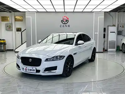 Jaguar XF 2016