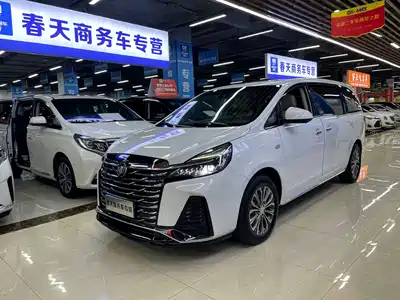 Buick GL8 2023