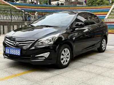 Hyundai Verna 2015