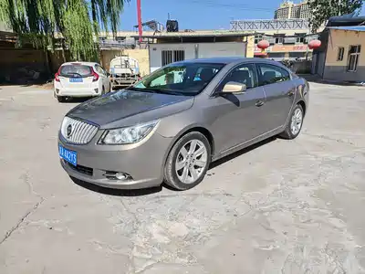 Buick LaCrosse 2011