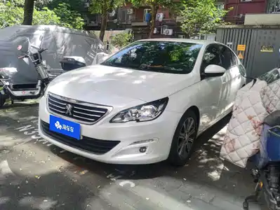 Peugeot 408 2015