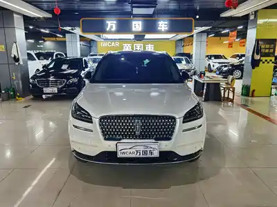 Lincoln Adventurer 2023