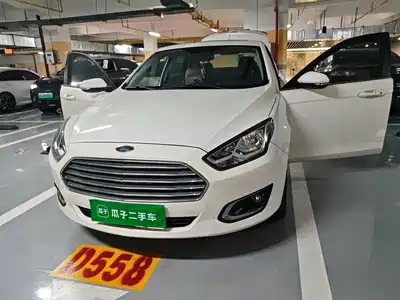 Ford Escort 2016