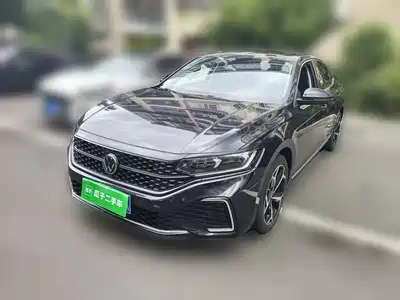 Volkswagen Passat 2024