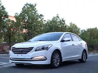 Hyundai Mistra 2014