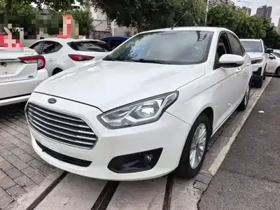 Ford Escort 2015