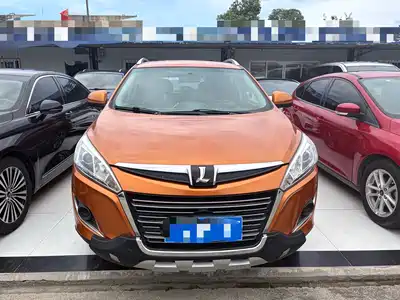 Luxgen U6 SUV 2015