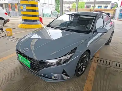Hyundai Elantra 2023