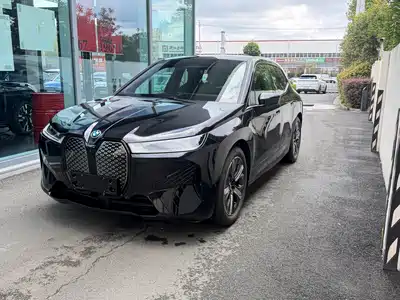 BMW iX 2026