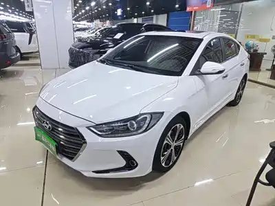 Hyundai Elantra 2019