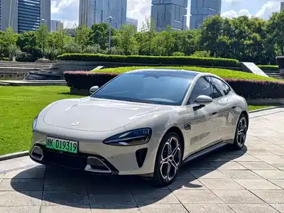 Xiaomi Auto SU7 2024