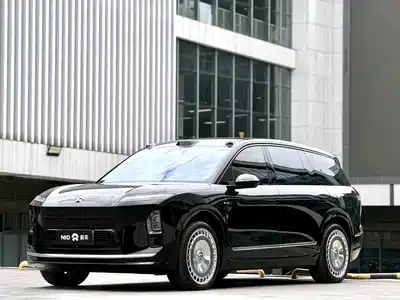 NIO ES8 2025