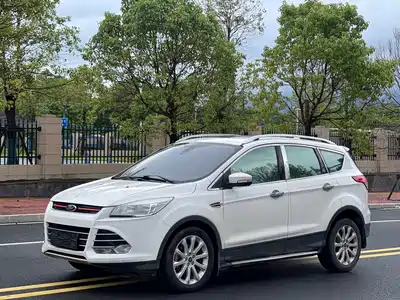 Ford Kuga 2015