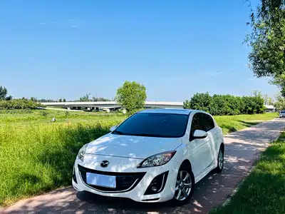 Mazda Mazda3 Axela 2015