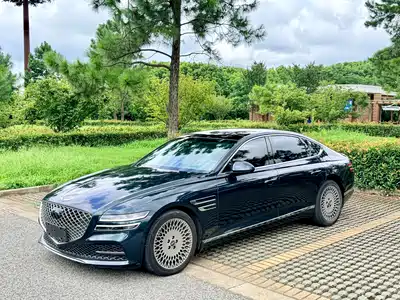 Genesis G80 2023