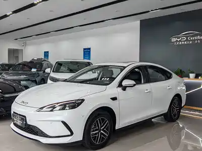 BYD Seal 05 DM-i 2025