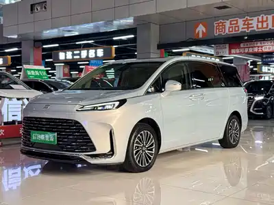 Buick GL8 New Energy 2025