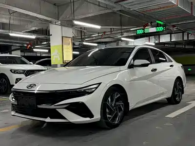 Hyundai Elantra 2023