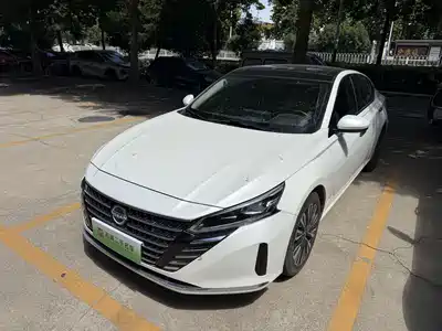 Nissan Teana 2023