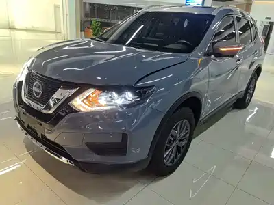 Nissan X-Trail 2025