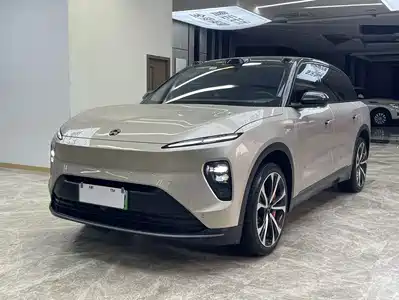 NIO ES8 2023