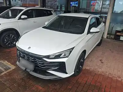 Dongfeng Aeolus Yixuan 2025