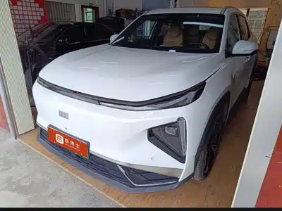 Geely Galaxy L7 2025