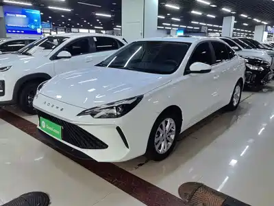Roewe i5 2025