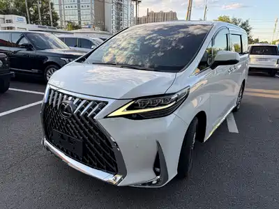 Lexus LM 2021