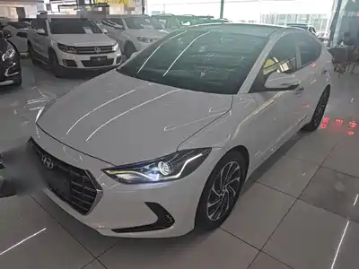 Hyundai Elantra 2020