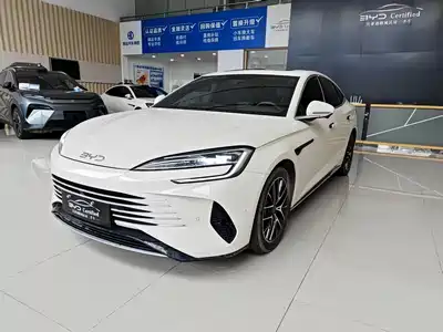 BYD Seal 07 DM-i 2025