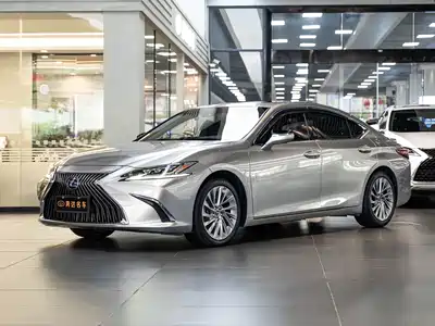 Lexus ES 2020