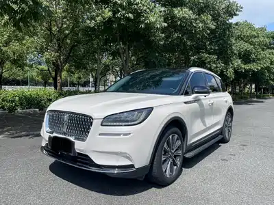 Lincoln Adventurer 2021
