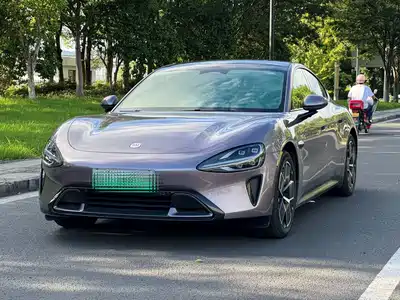 Xiaomi Auto SU7 2024