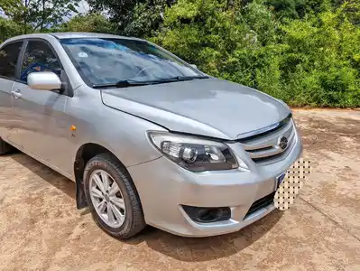 BYD L3 2015