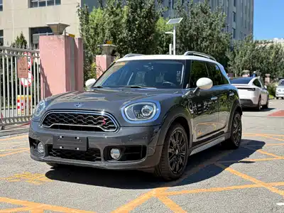 MINI COUNTRYMAN 2018