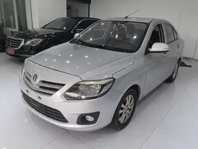 Changan Yuexiang V3 2015