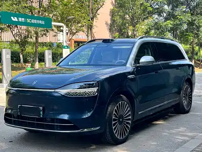 AITO Wenjie M9 2026