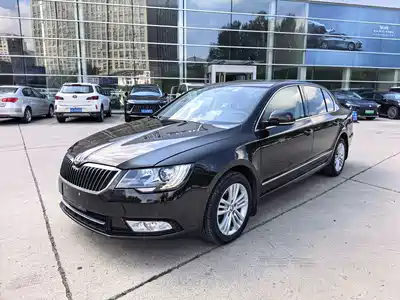 Škoda Superb 2014