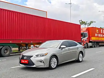 Lexus ES 2018