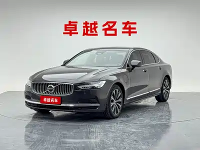 Volvo S90 Plug-in Hybrid 2021