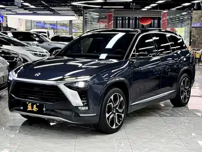 NIO ES8 2021