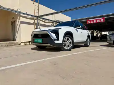 NIO ES8 2022