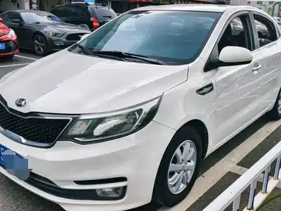 Kia K2 2015