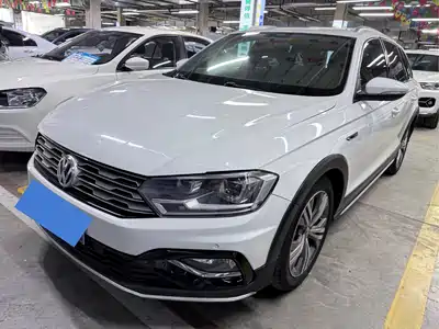 Volkswagen C-TREK 2019
