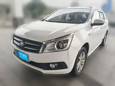 Venucia T70 2015